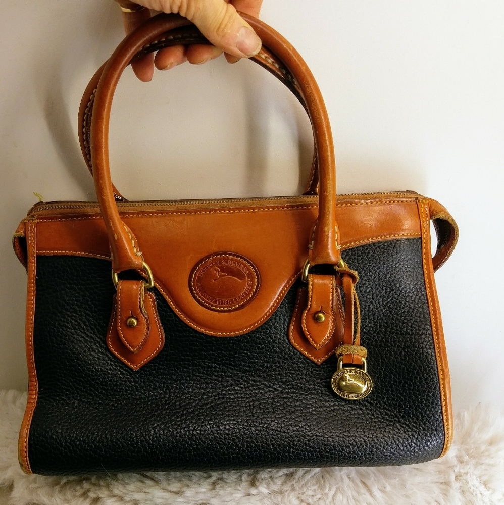 Vintage Dooney & Bourke all weather leather top handle